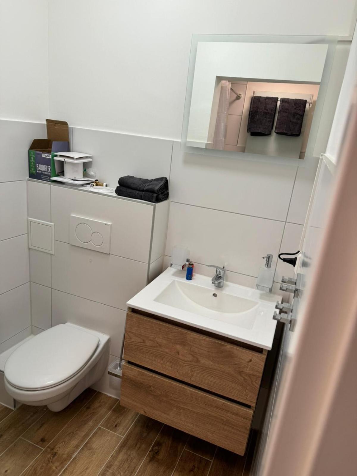 Studio Zimmer In Innenstadt Karlsruhe Eksteriør bilde